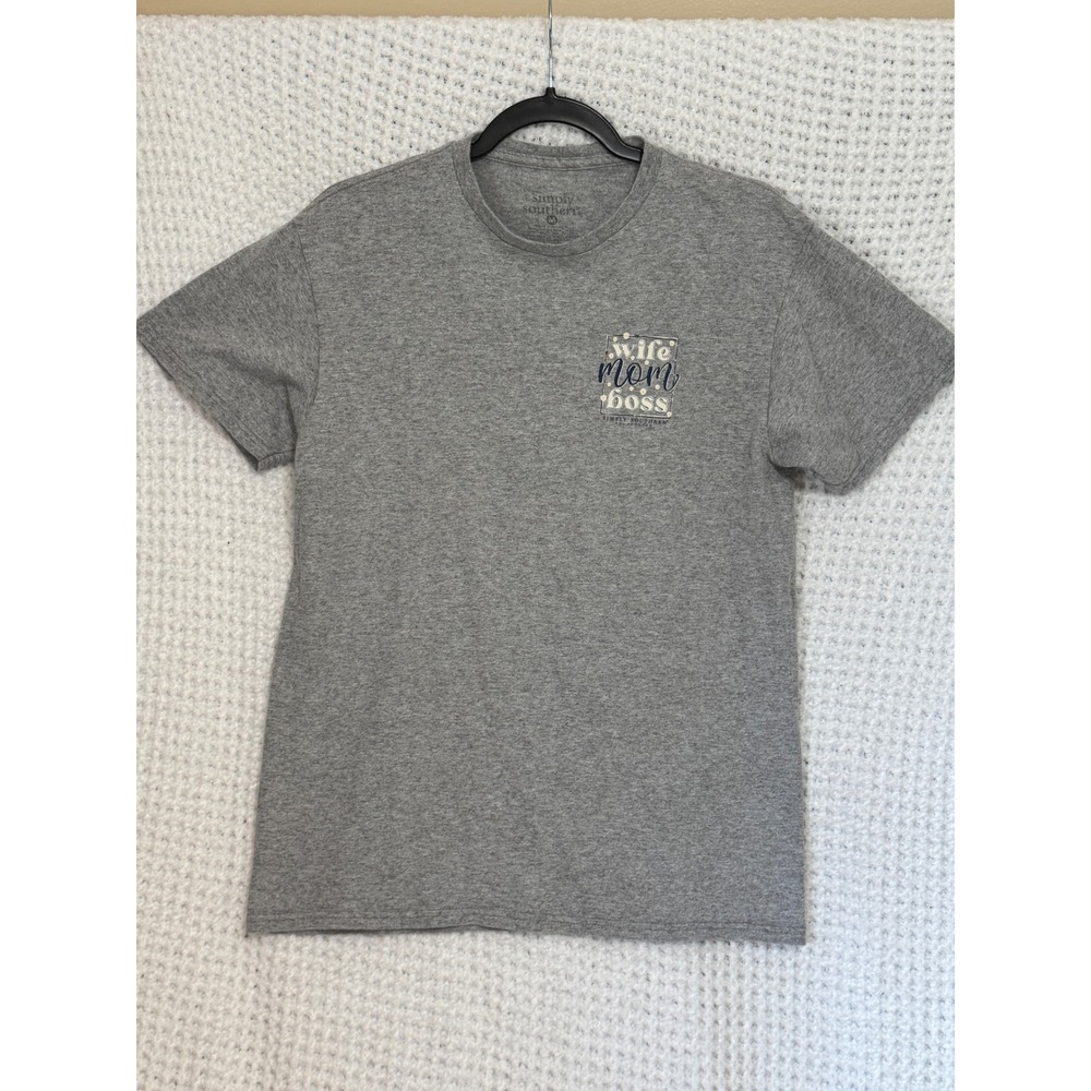 Simply Southern Gray Wife Mom Boss Graphic‎ T Shirt Womens Medium